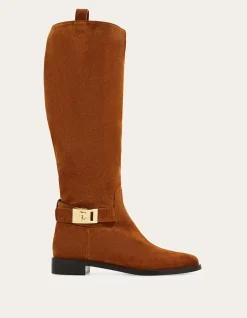 KNEE HIGH BOOT WITH HUG BUCKLE DETAIL