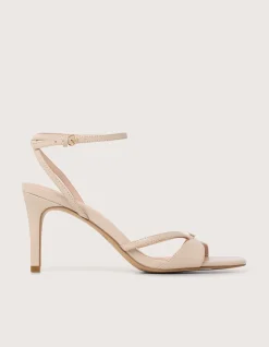 KRISTIN HEEL