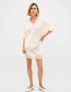 LACE TRIM MINI SKIRT