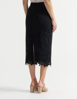 LACE PENCIL SKIRT
