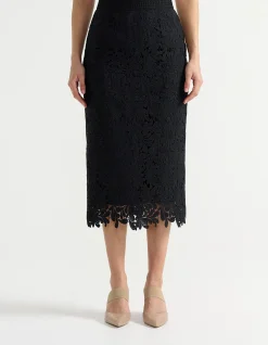 LACE PENCIL SKIRT