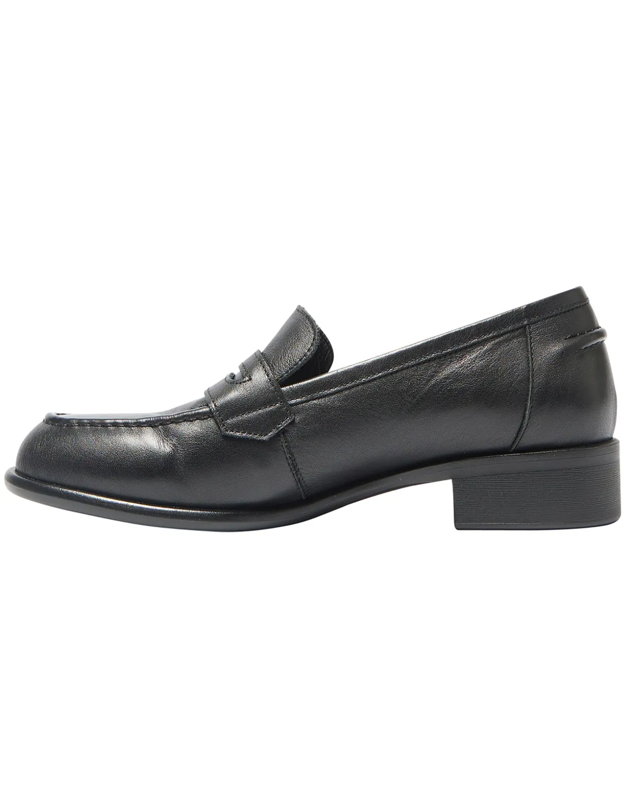 LAVENA LOAFERS