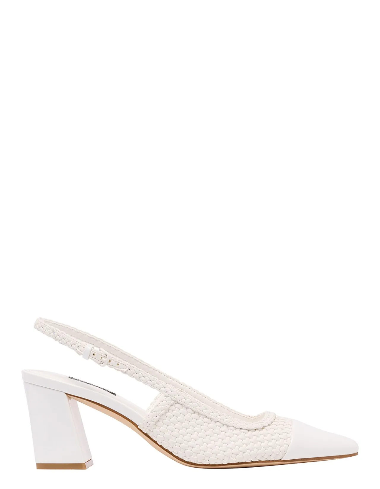 LEONDA PUMP