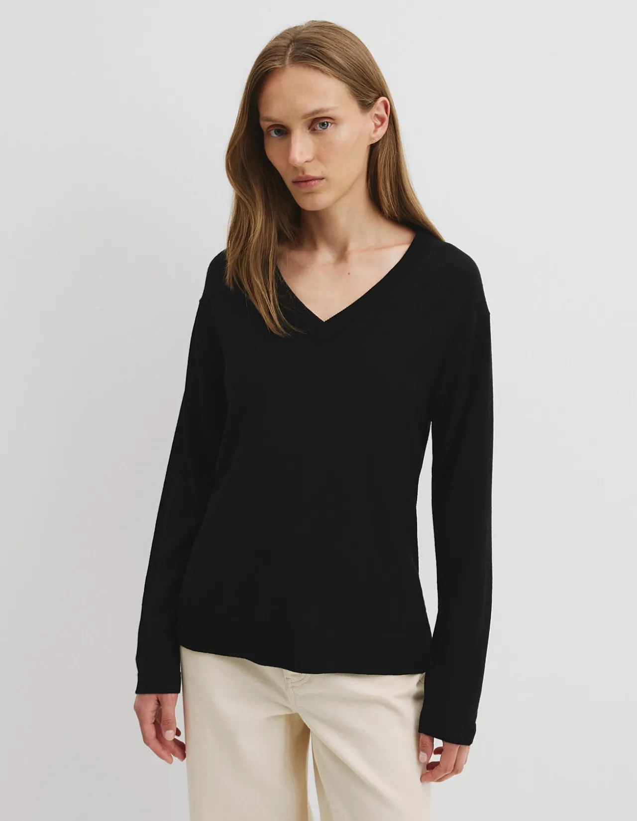 Lightweight Merino Wool V-Neck Knit