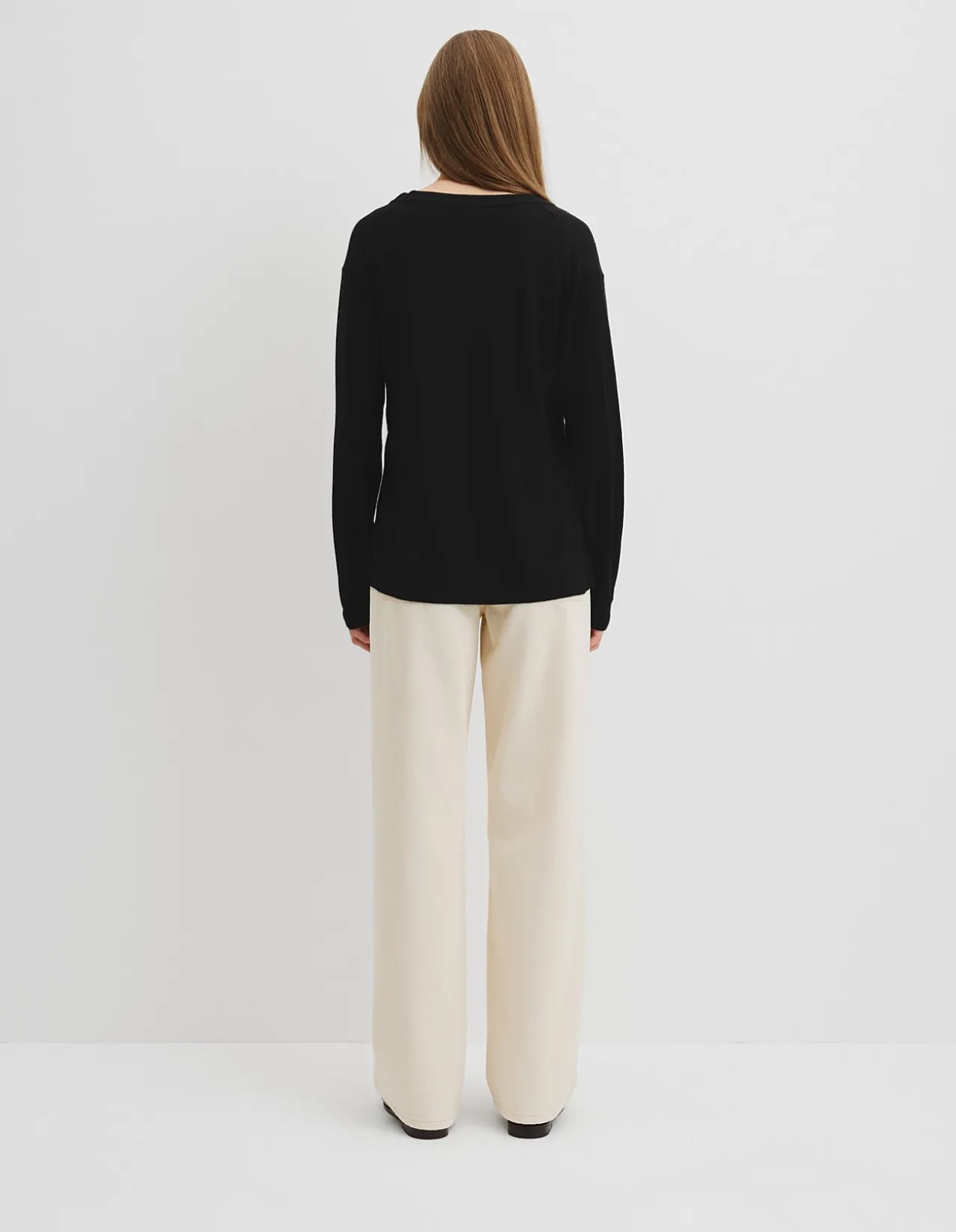 Lightweight Merino Wool V-Neck Knit