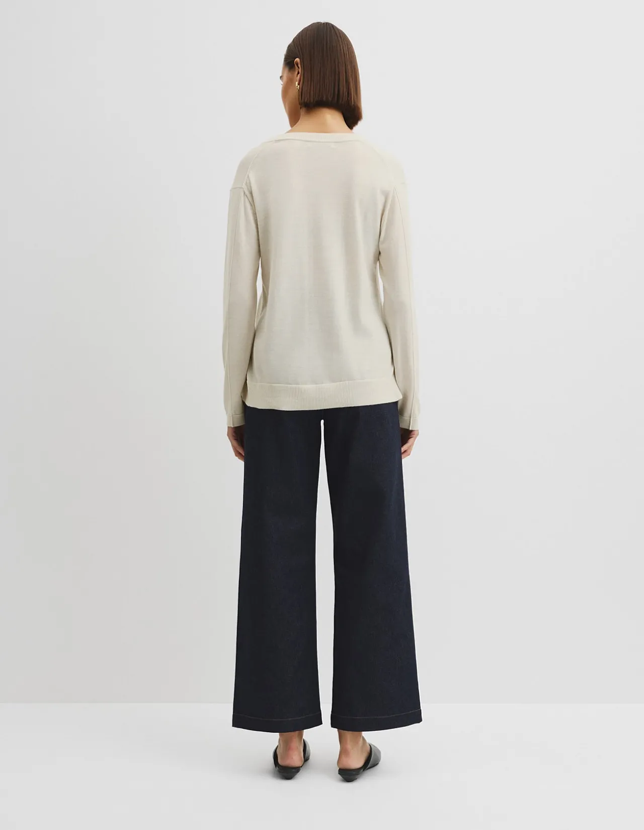 Lightweight Merino Wool V-Neck Knit