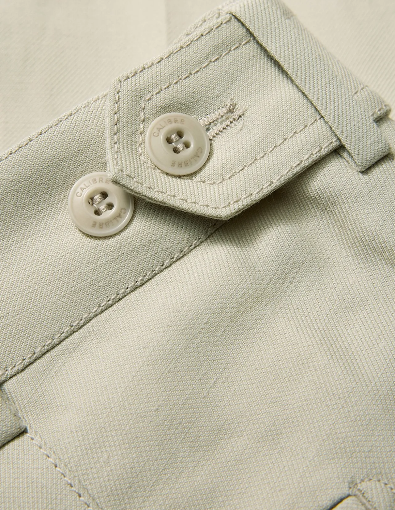 LINEN BLEND SHORTS