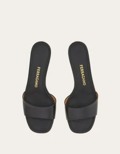 LOW HEELED MULE