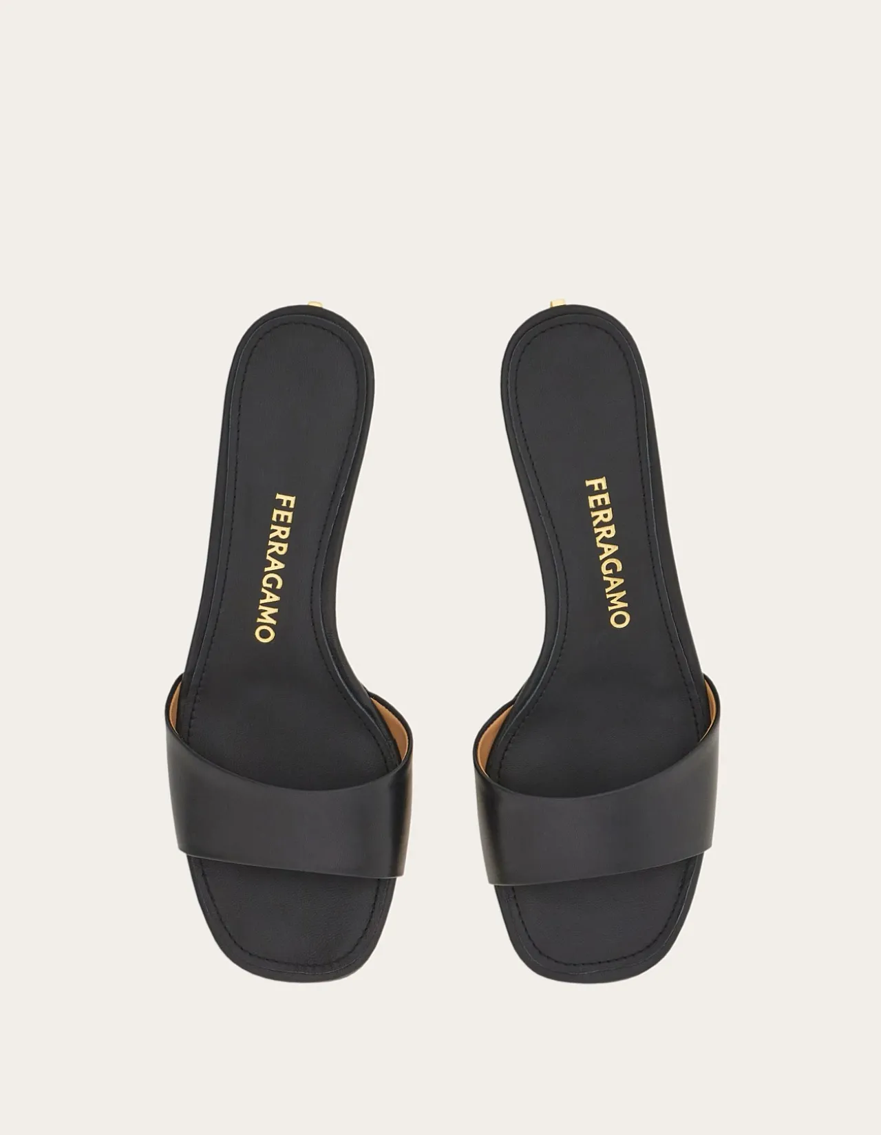 LOW HEELED MULE