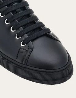 LOW CUT SNEAKER