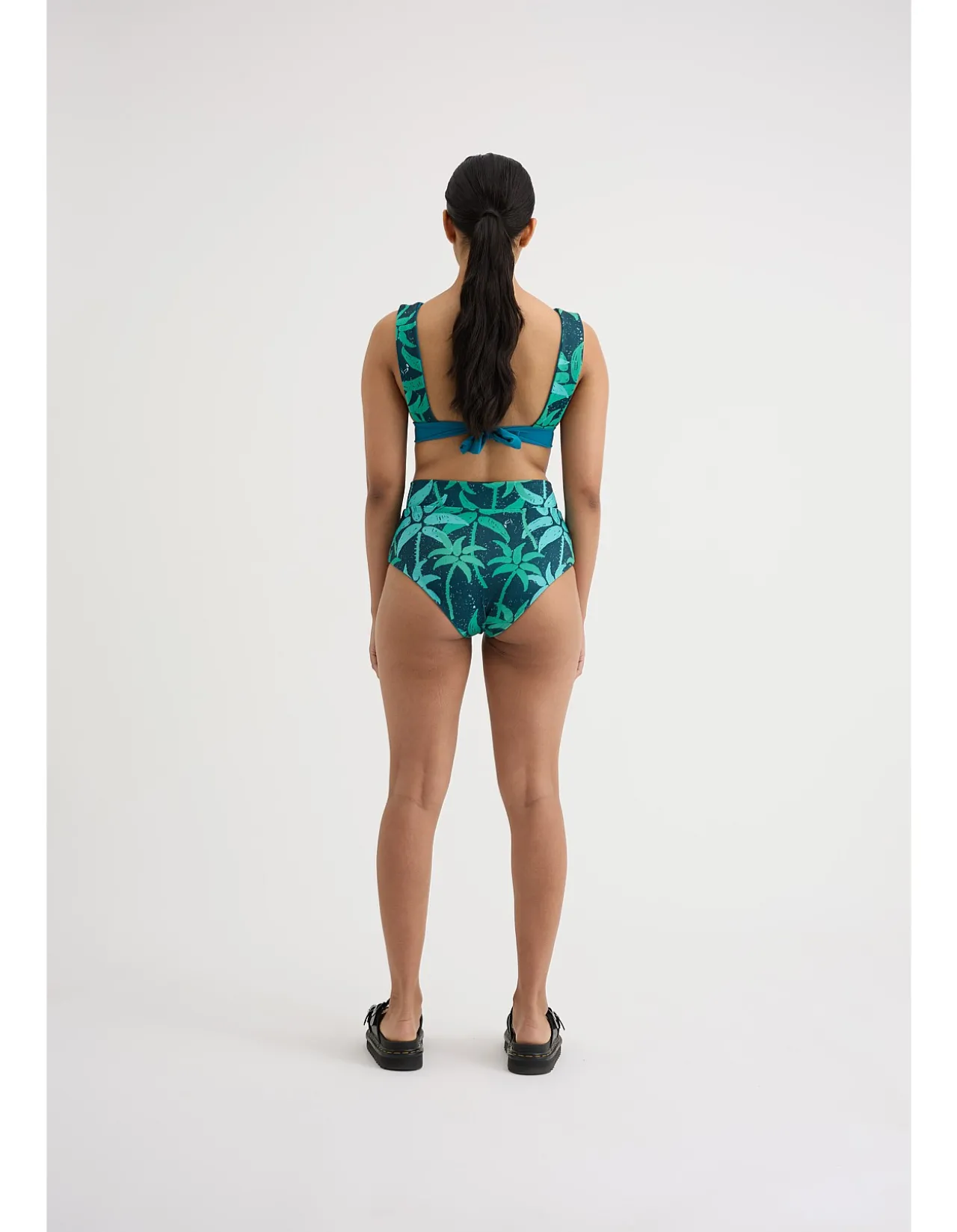 Lowirtja Triangle Swim Top