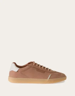 LOW-TOP SNEAKER