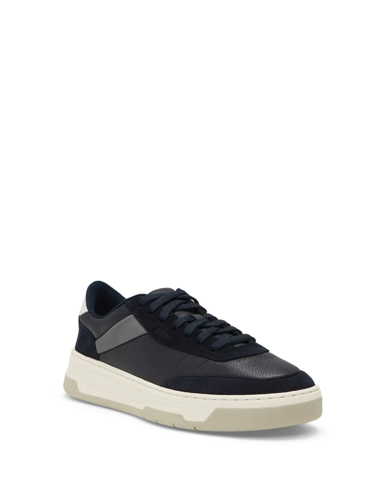 Low-top trainers with mixed-leather uppers