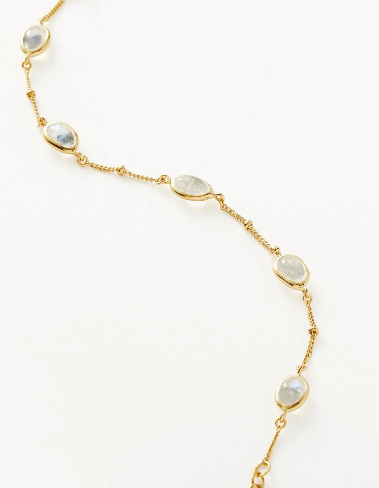 MAGMA RAINBOW MOONSTONE BRACELET
