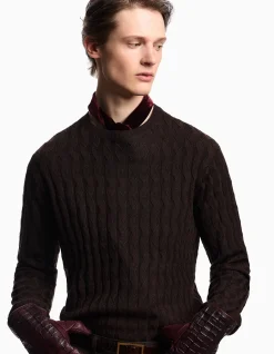 MAN'S PULLOVER