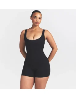 Matte Corset Short One Piece 2"
