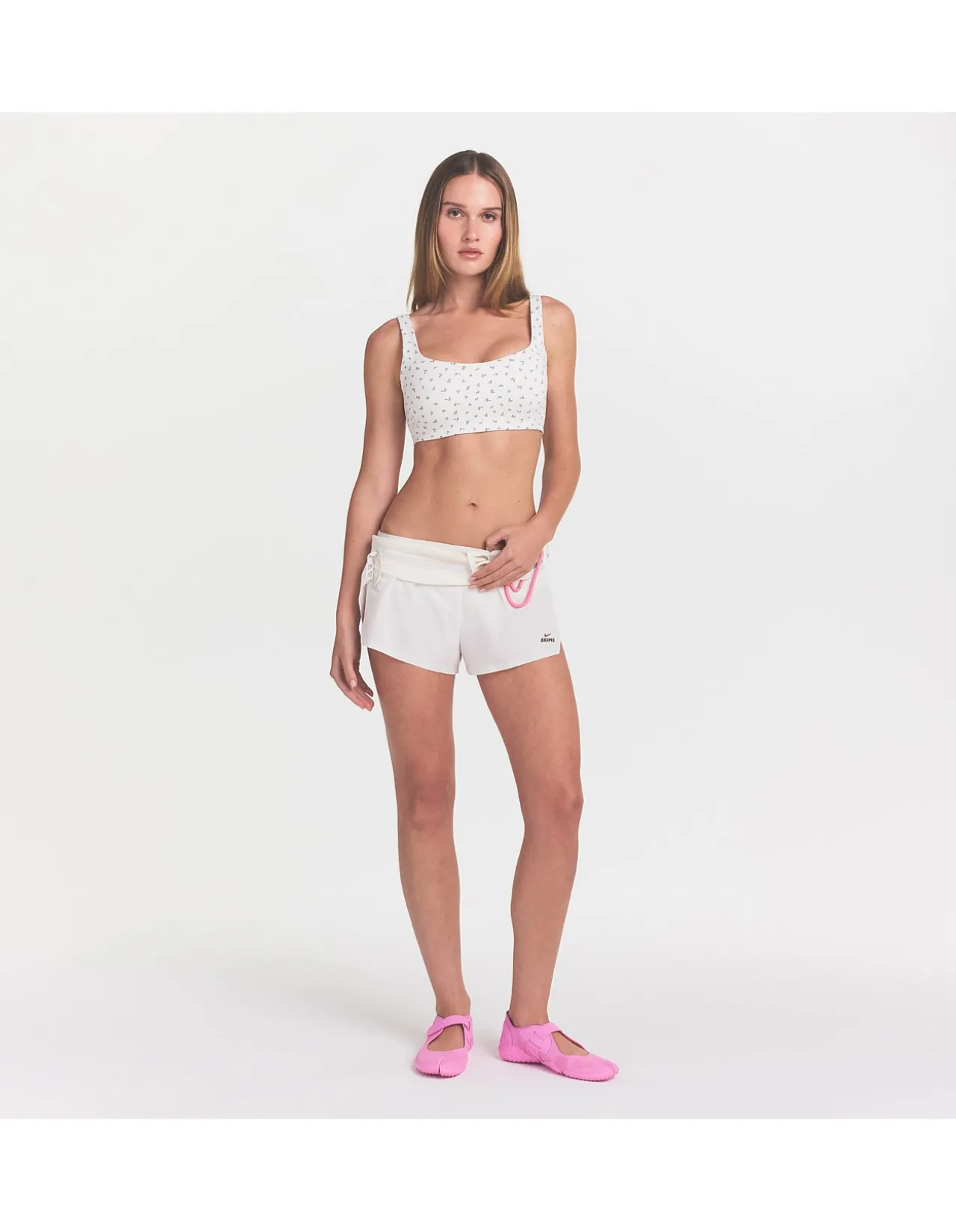 Matte Scoop Neck Bra