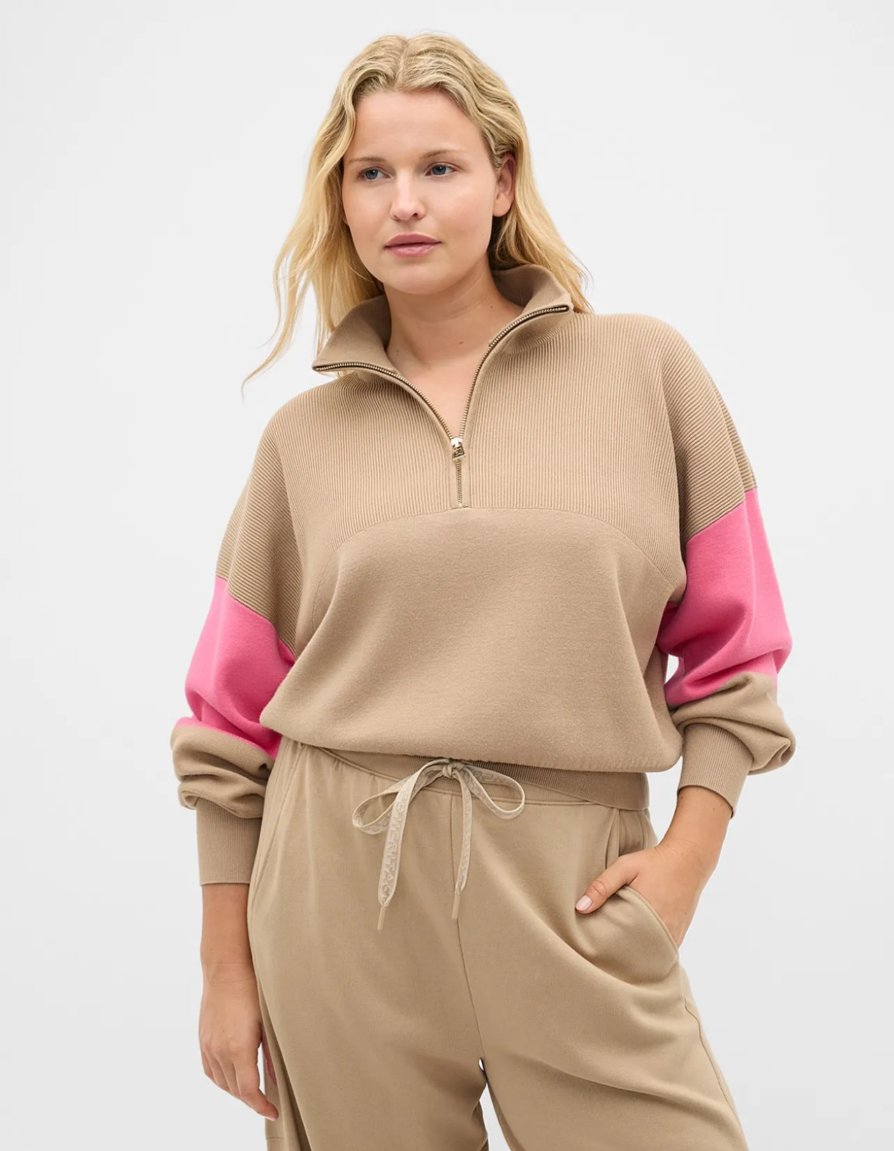 MD CONTRAST ZIP THROUGH KNIT
