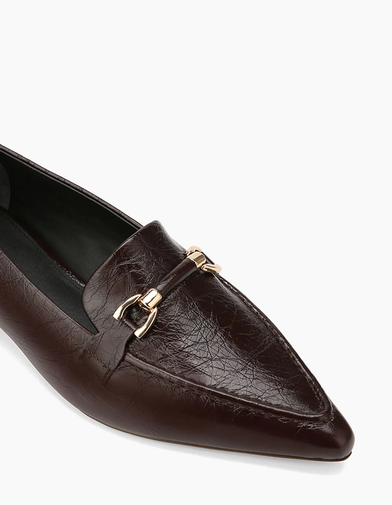 MEELA Raisin Crinkle Leather Loafer