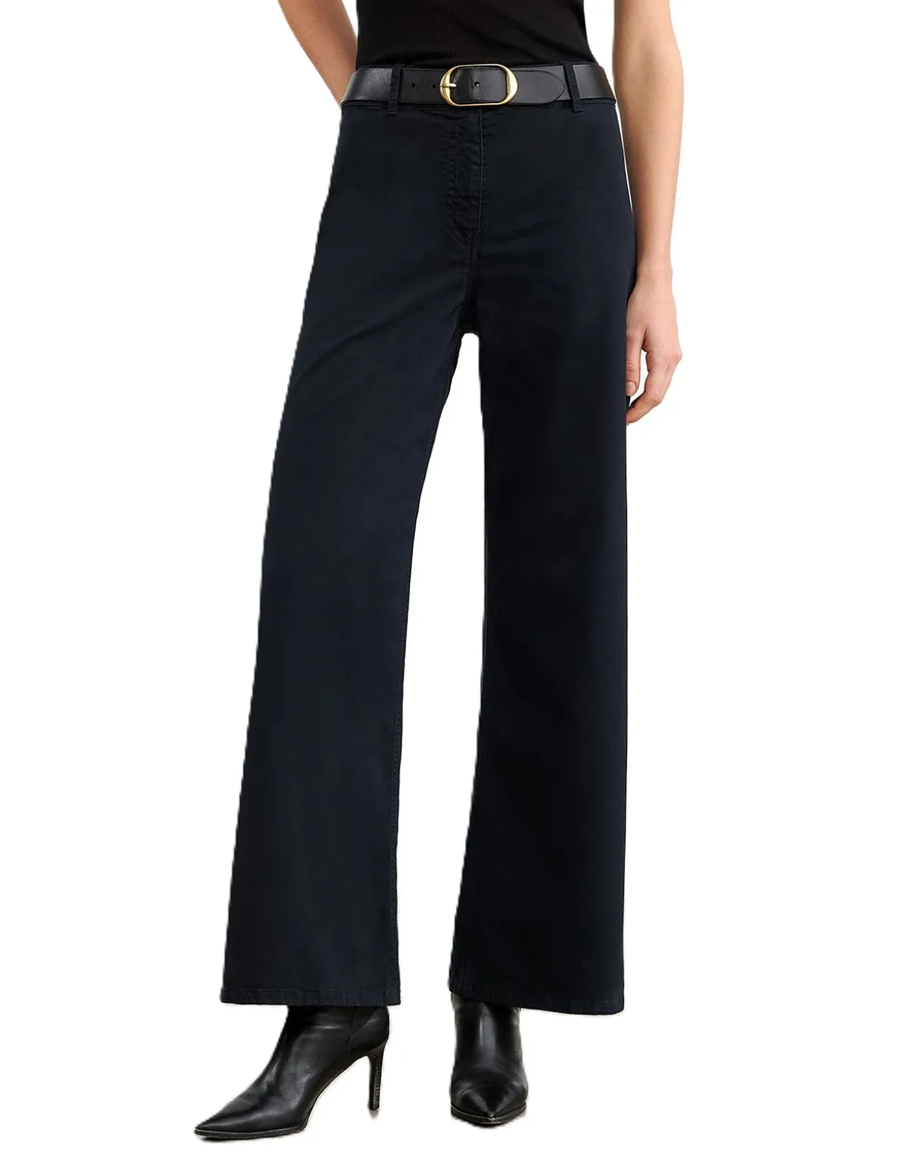 MEGAN PANT