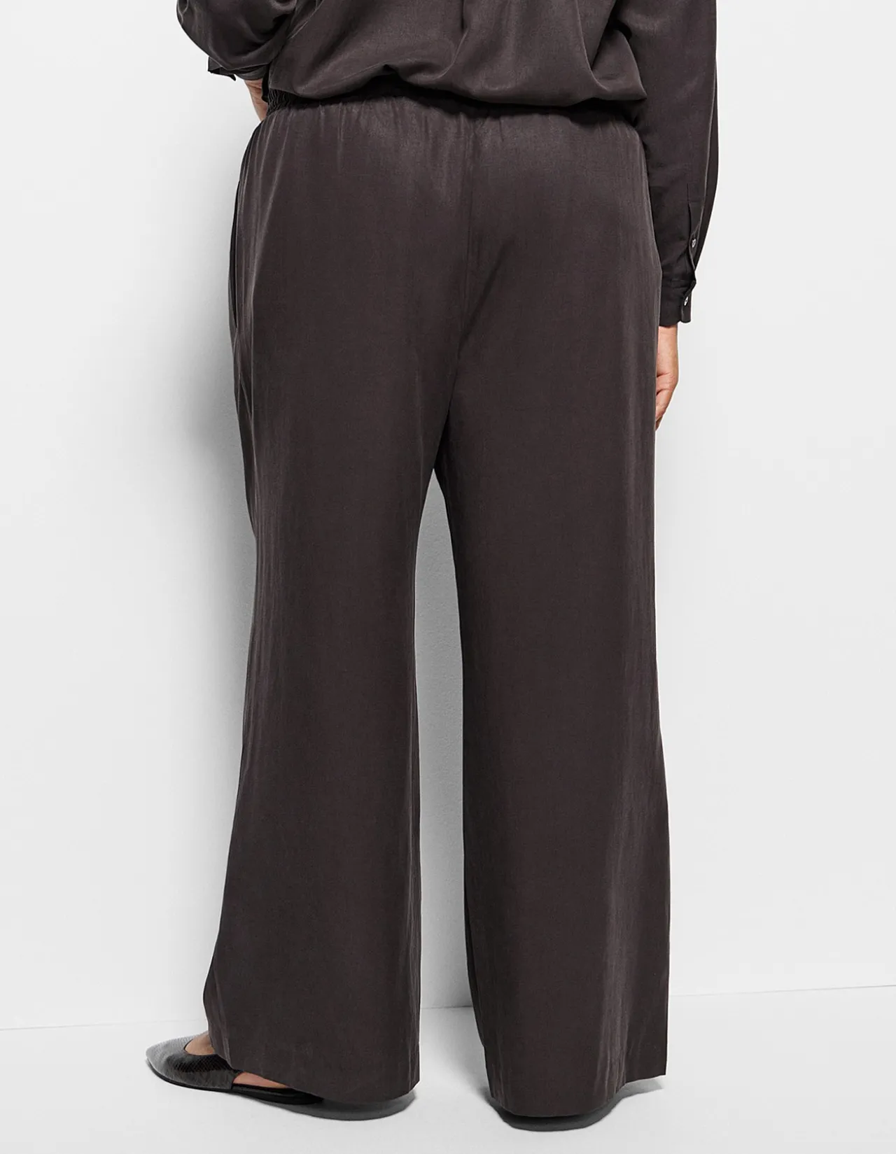 MEGAN PANT