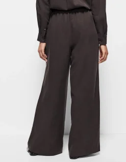 MEGAN PANT