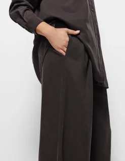 MEGAN PANT