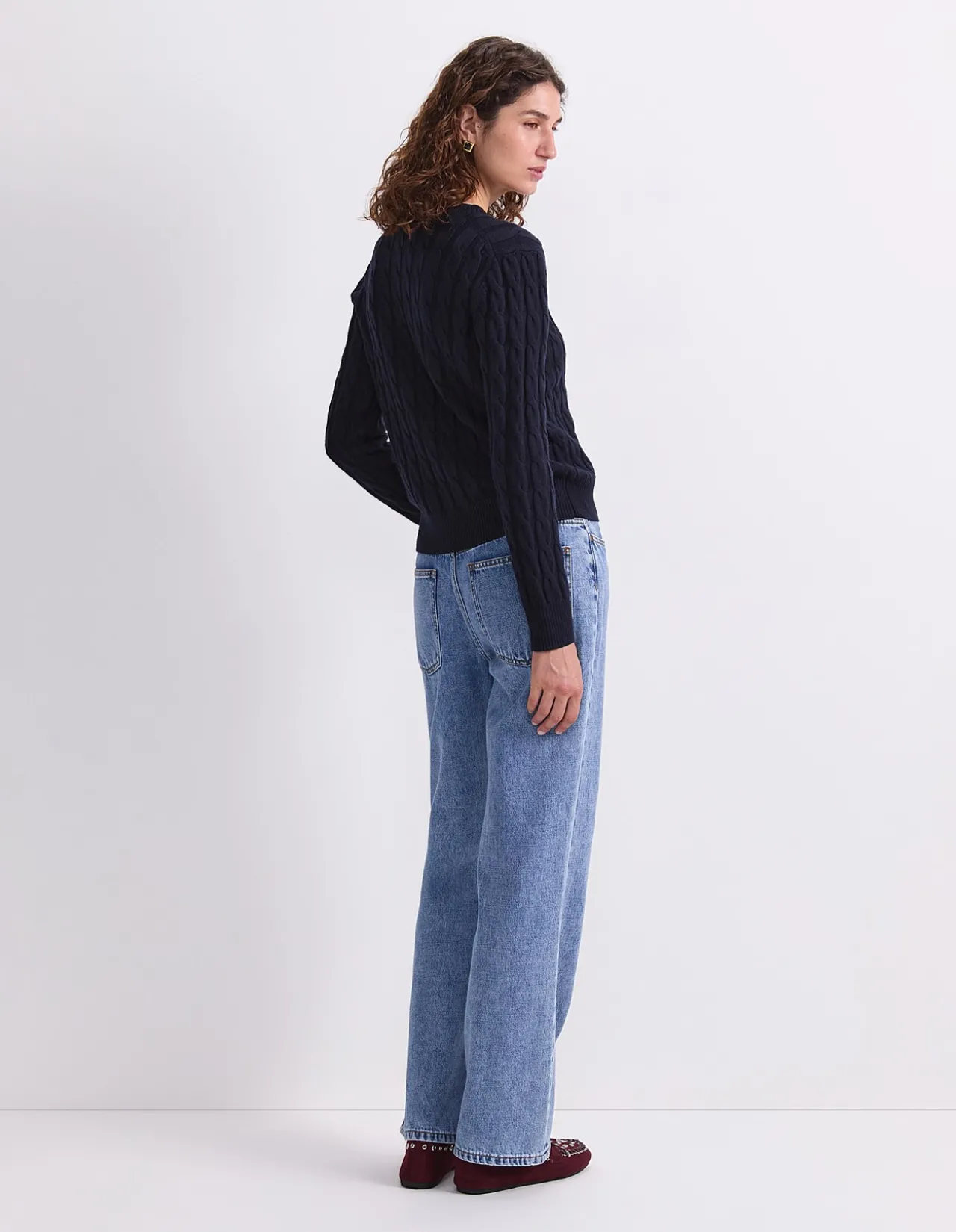MERINO CABLE SWEATER