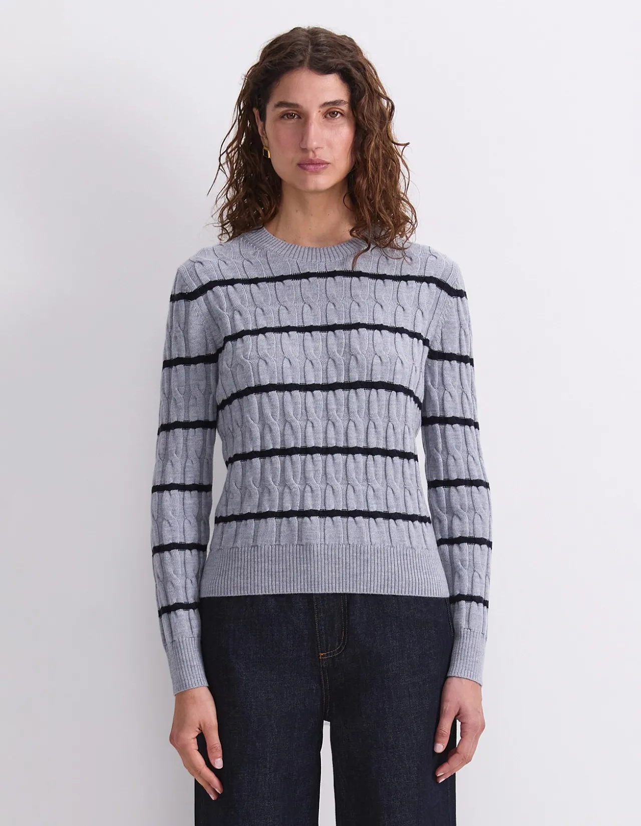 MERINO CABLE SWEATER