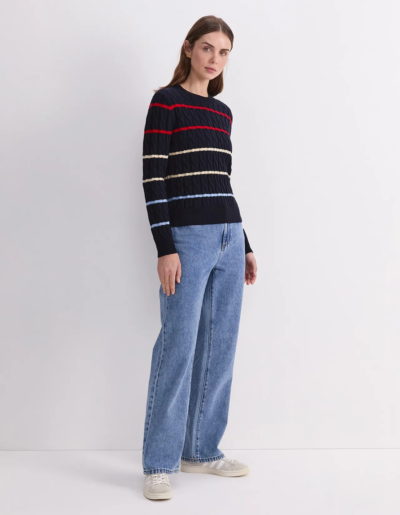 MERINO CABLE SWEATER