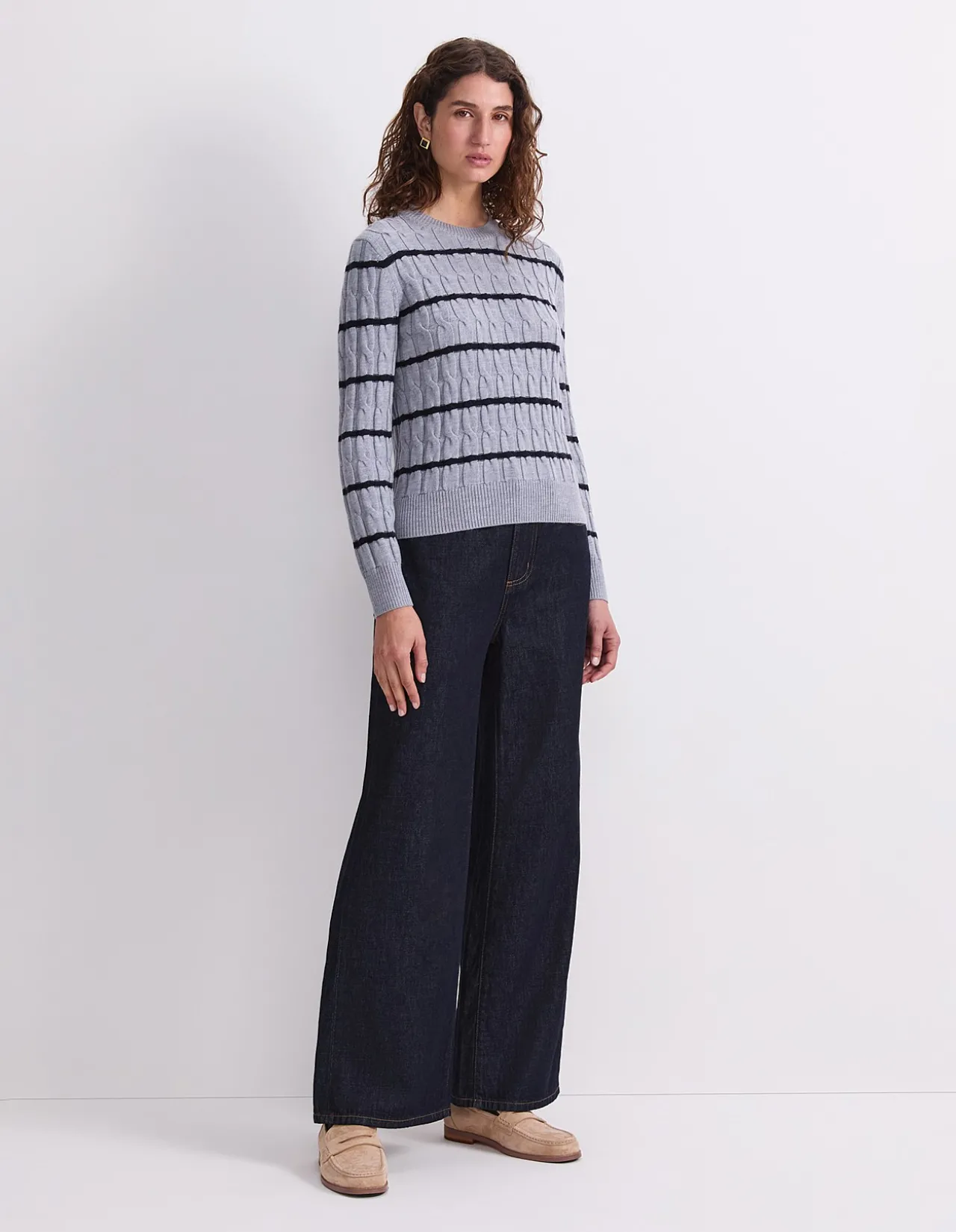 MERINO CABLE SWEATER