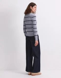 MERINO CABLE SWEATER