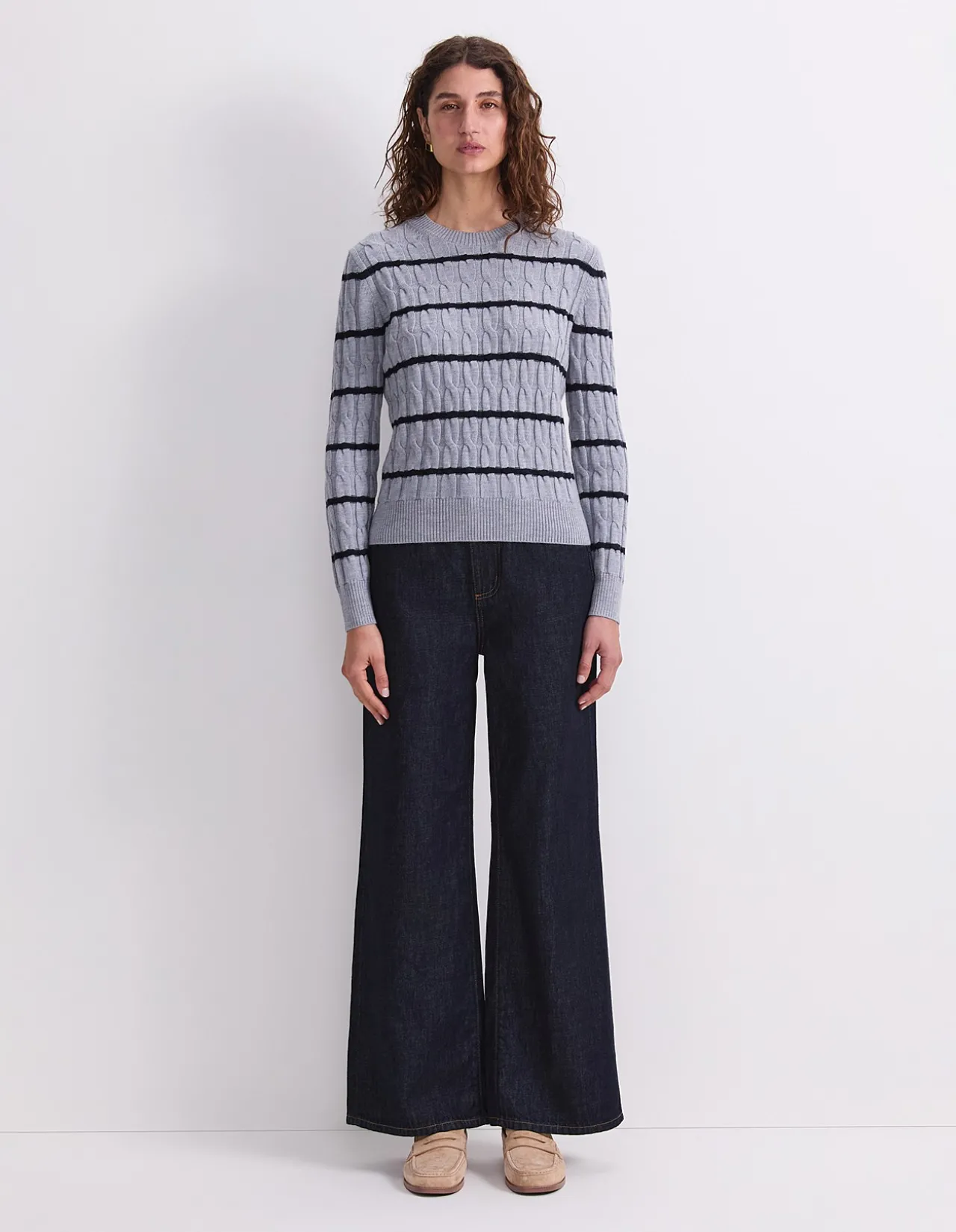 MERINO CABLE SWEATER