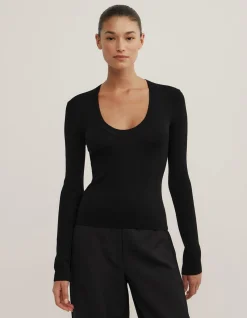 Merino Scoop Knit