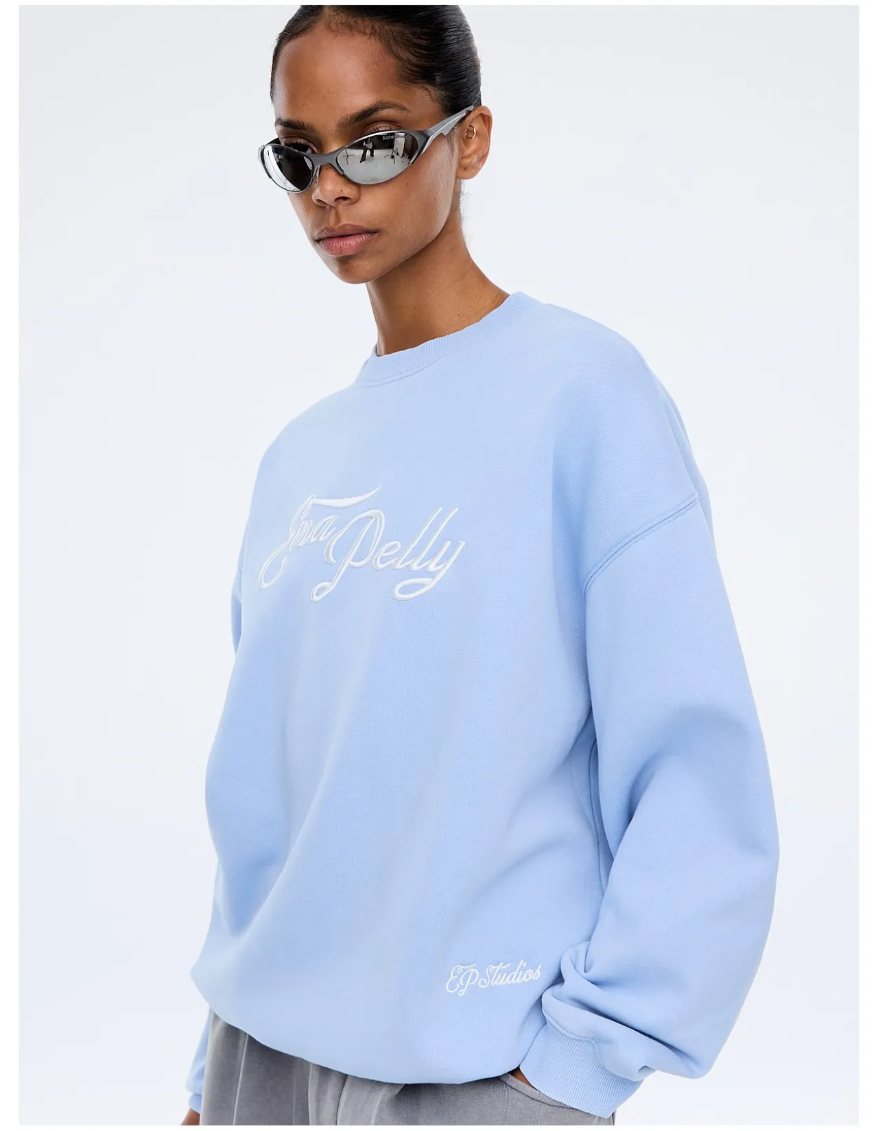 MILA OVERSIZED SWEATER
