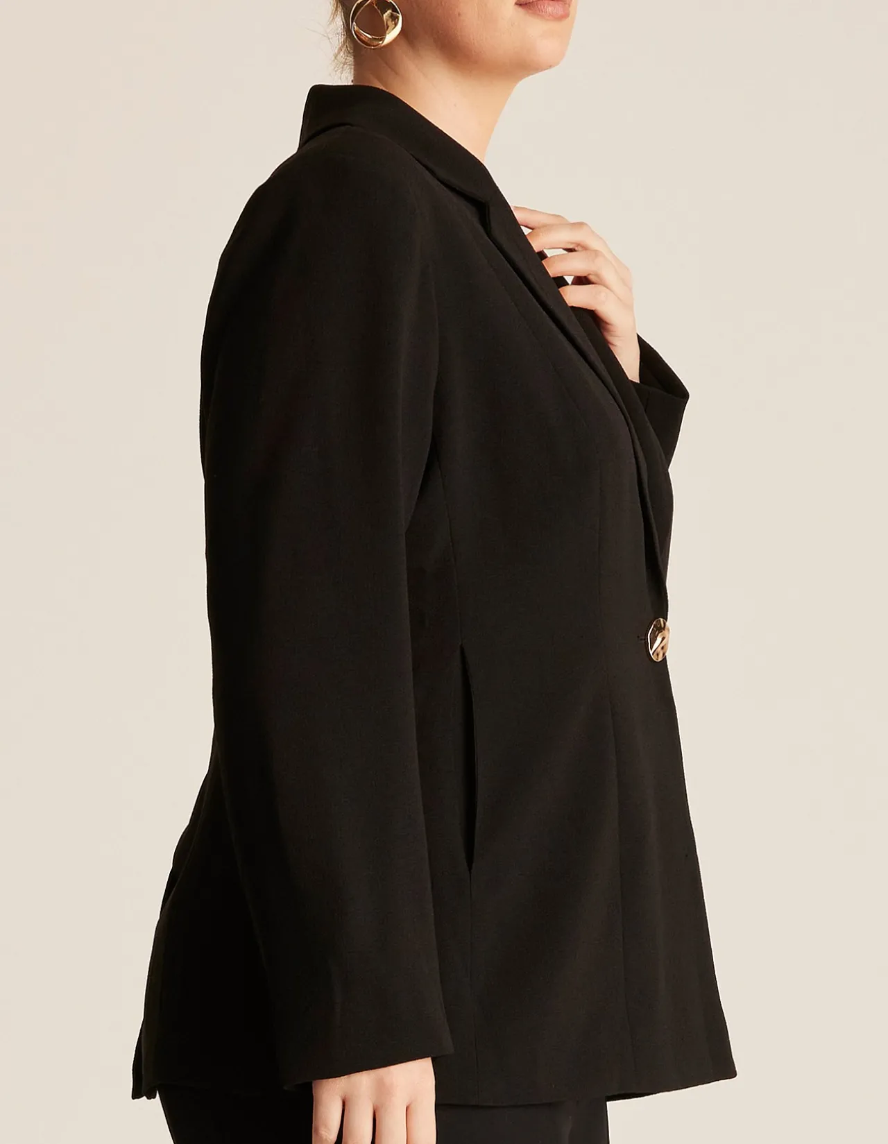 MILLIE JACKET