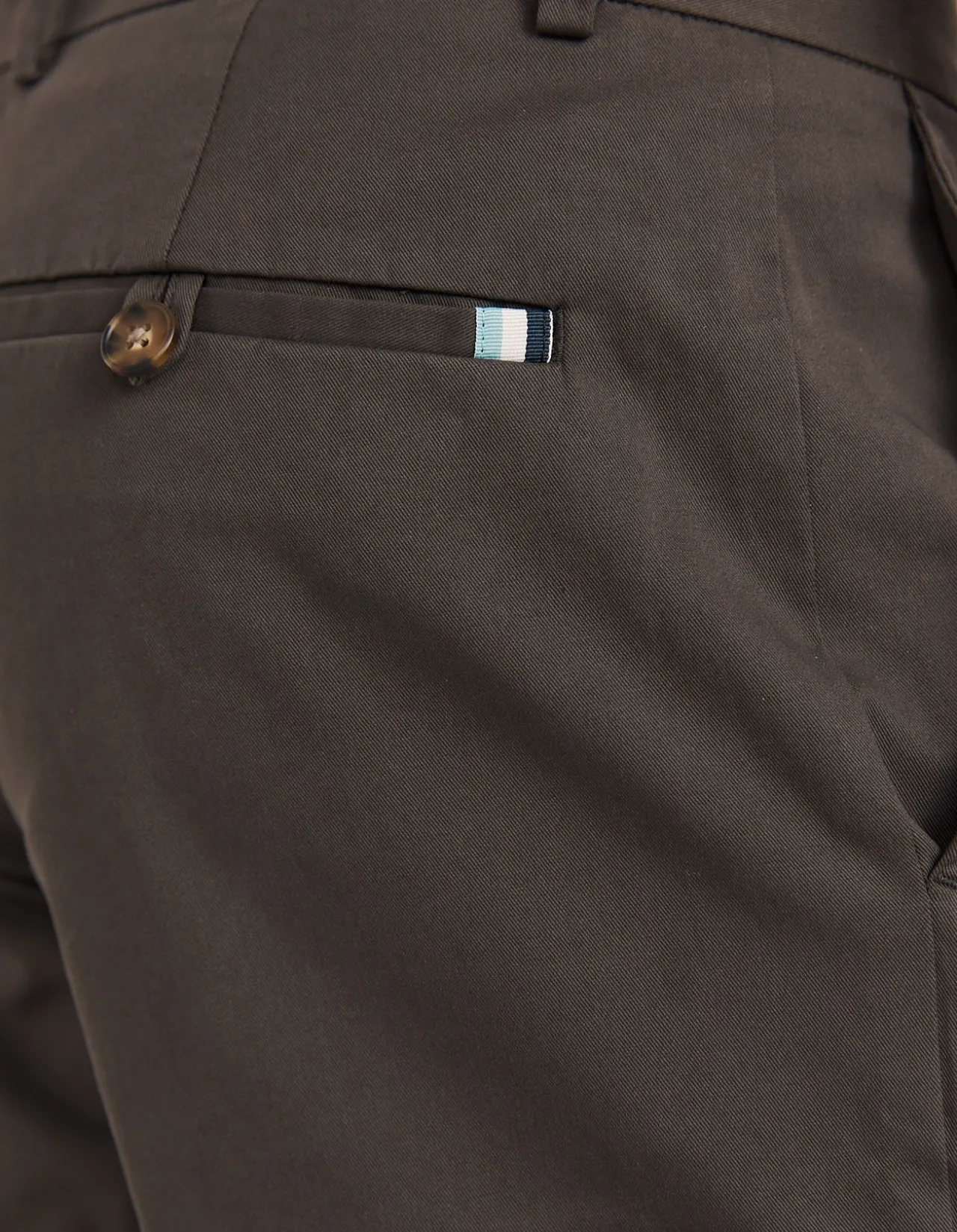 Mills Straight Leg Chino Pant