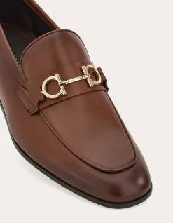 MOCCASIN WITH GANCINI ORNAMENT