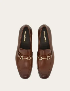 MOCCASIN WITH GANCINI ORNAMENT