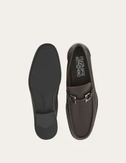 MOCCASIN WITH GANCINI ORNAMENT