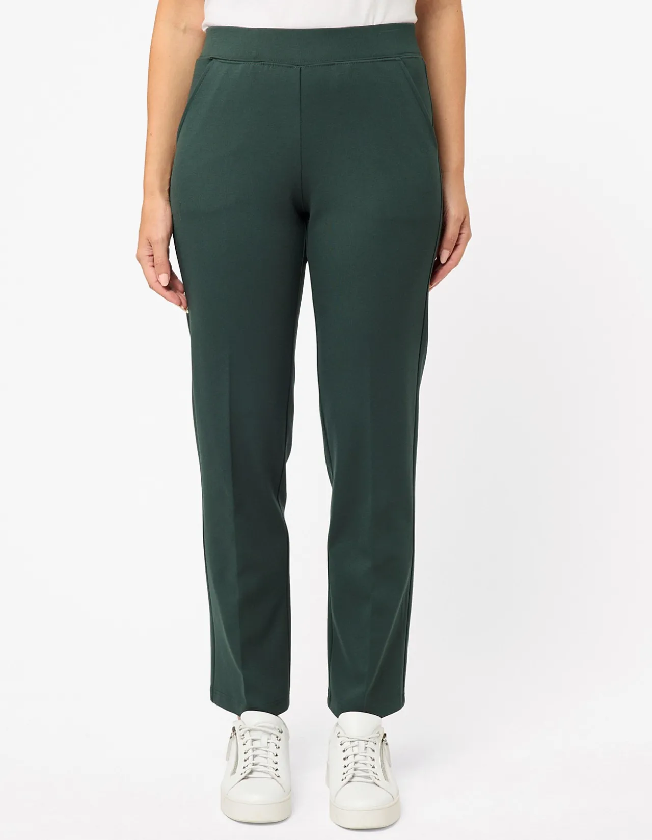 MODA STRAIGHT LEG SHORT PANT