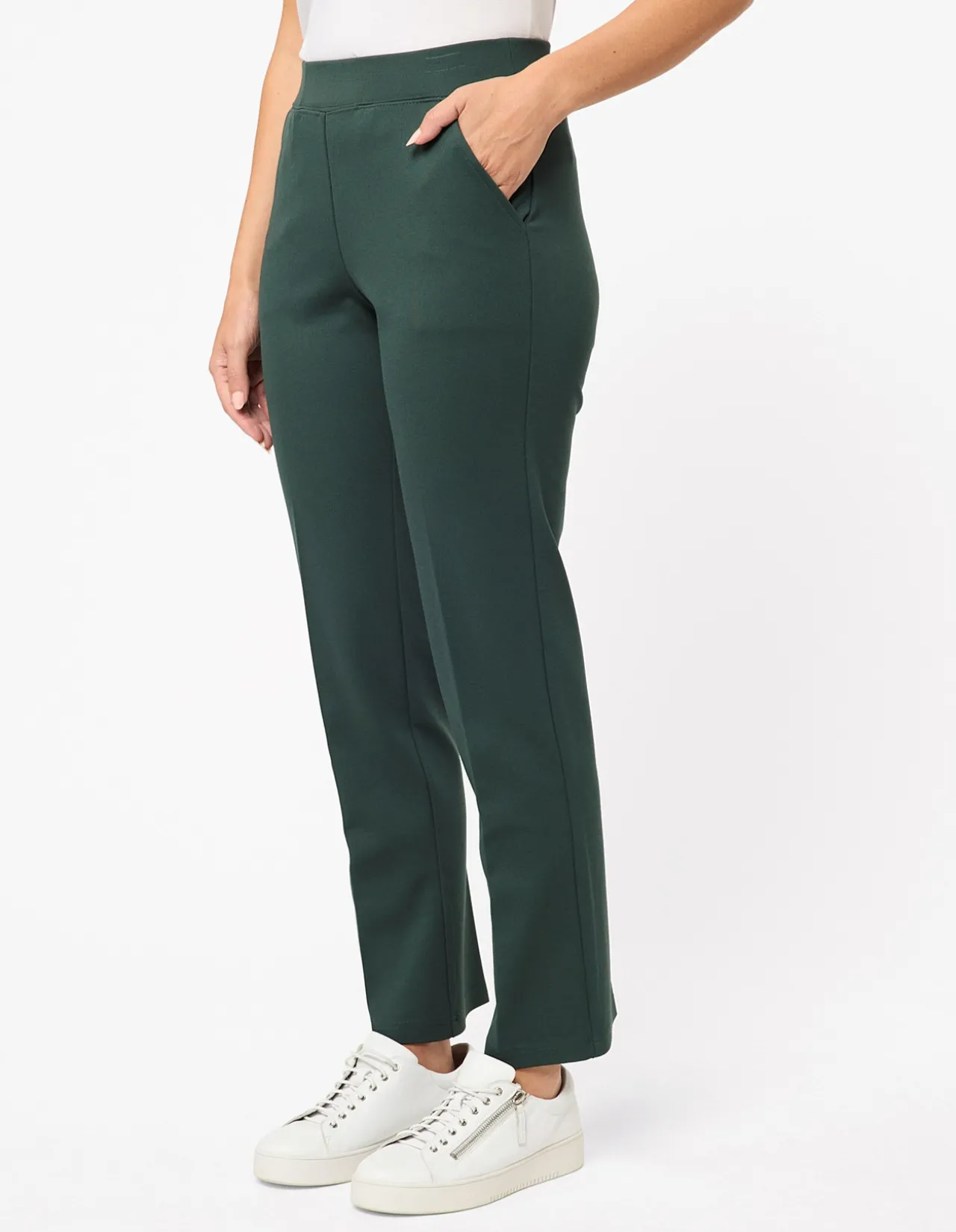 MODA STRAIGHT LEG SHORT PANT