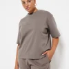 MODERN TEE
