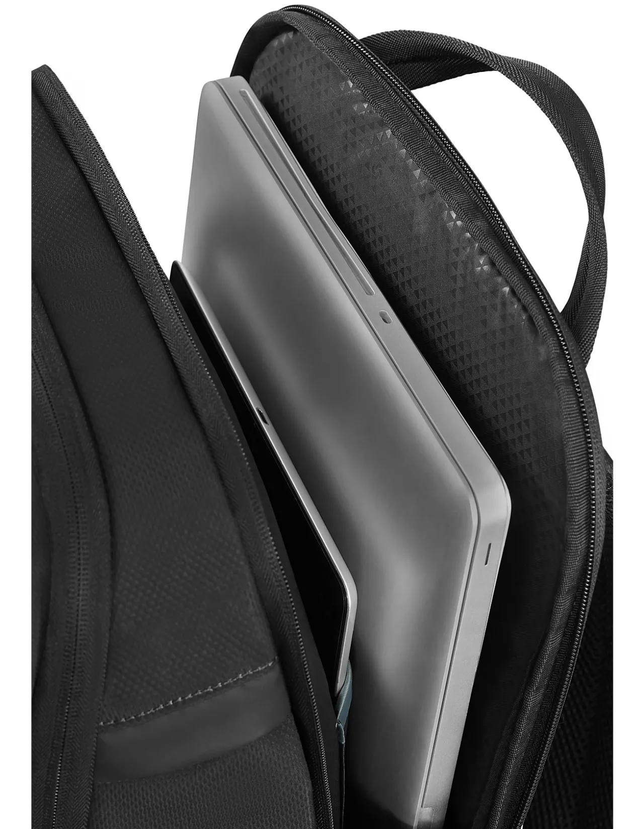 MODERNY BACKPACK 44CM/22.5L BLACK