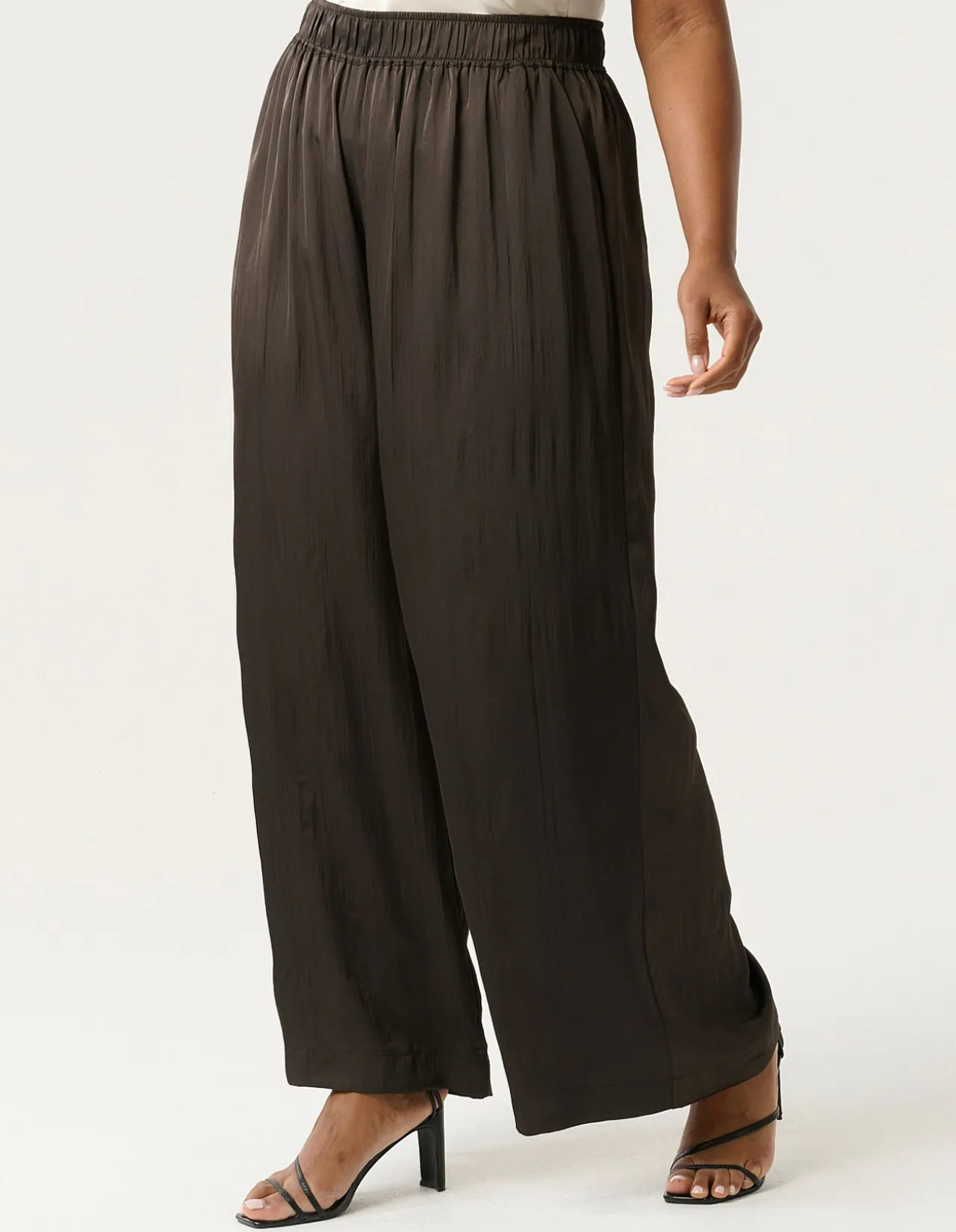 MONIQUE CRINKLE SATIN PANT