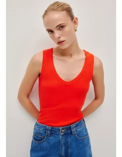 Monroe V-Neck Tank