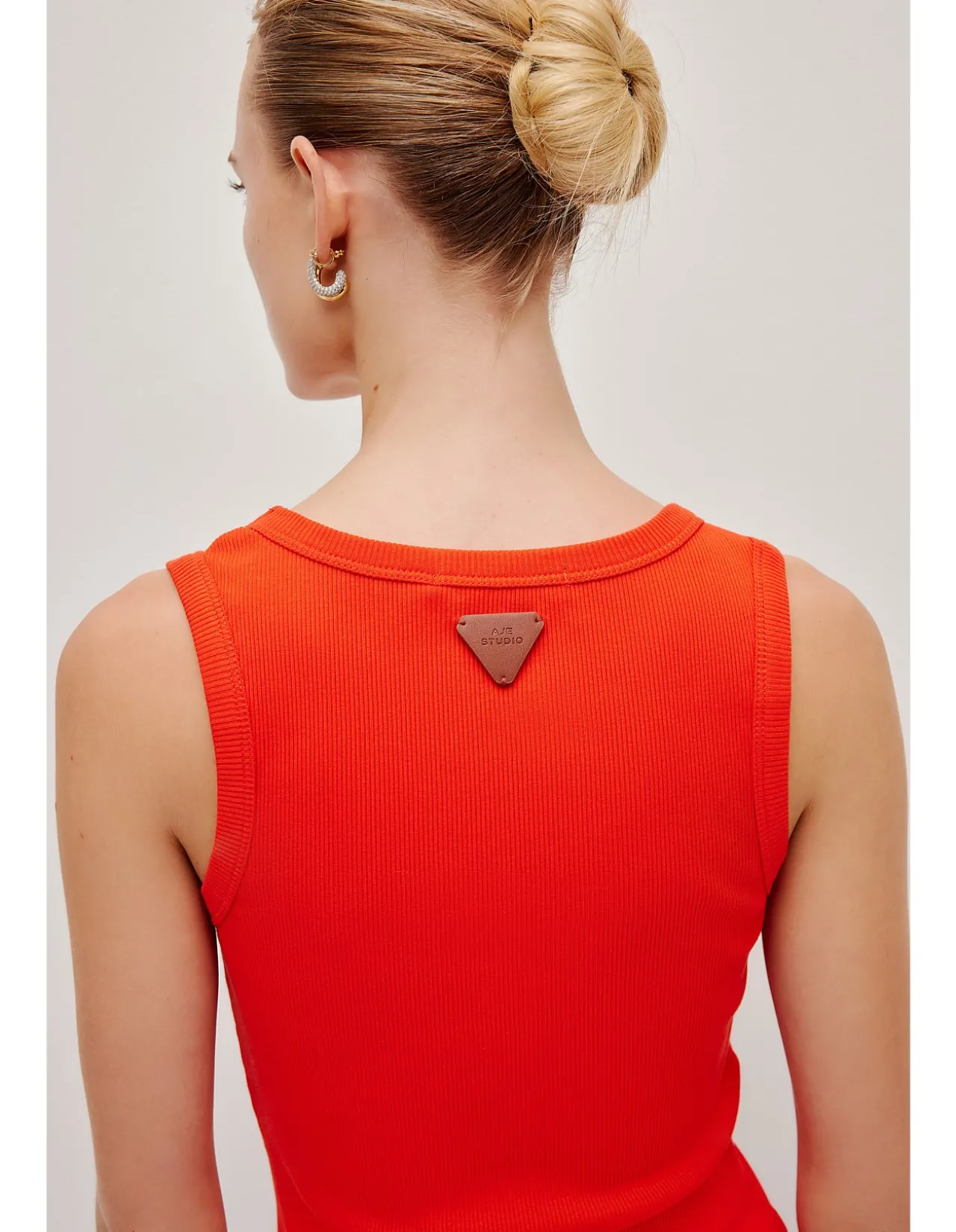 Monroe V-Neck Tank