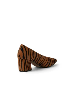 Mosko Tiger Pony Block Heel Pumps