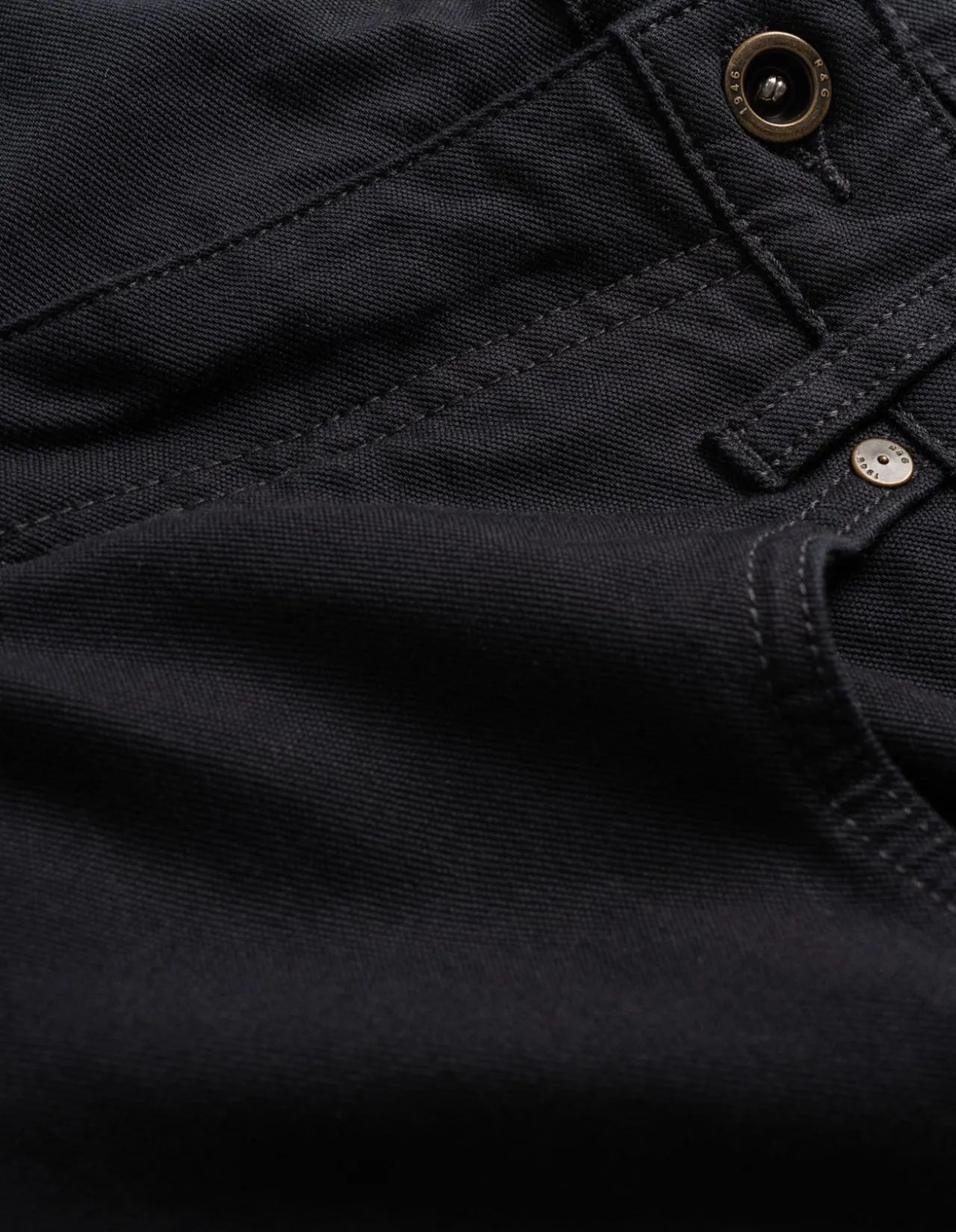 Motion 2 Straight Fit Short Leg 76 cm Jeans