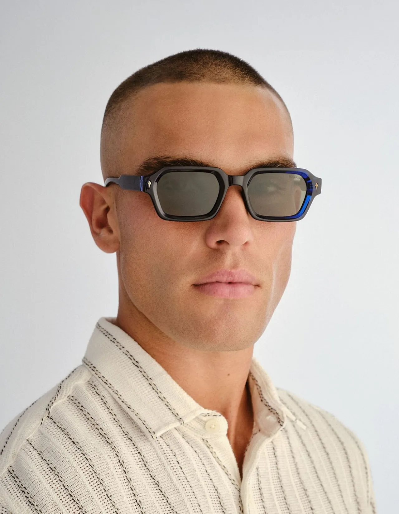 MOUNT LAWLEY BLUE RECTANGLE SUNGLASSES